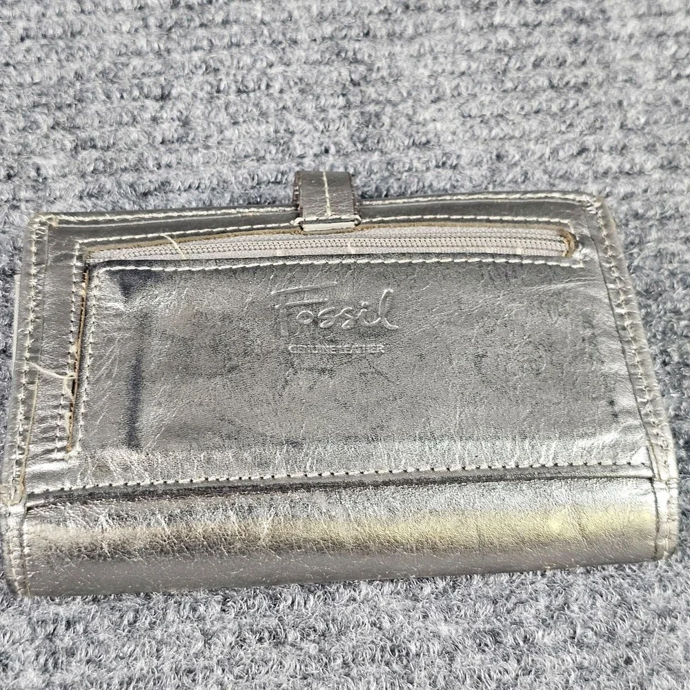 Fossil Wallet Womens One Size Silver Leather Butterfly Snap Studded Zip Pocket